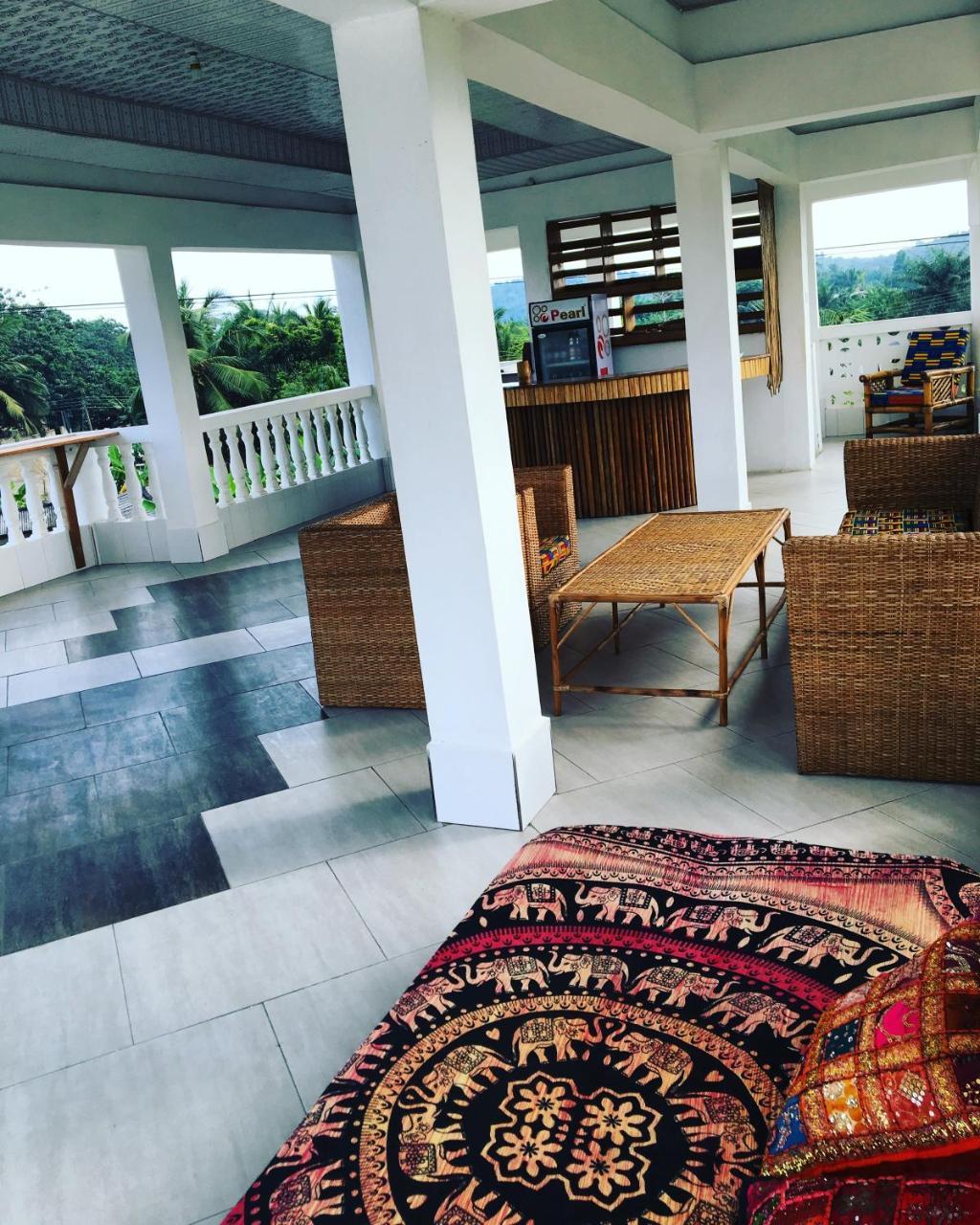 Serenity Haven Lodge Busua Eksteriør billede