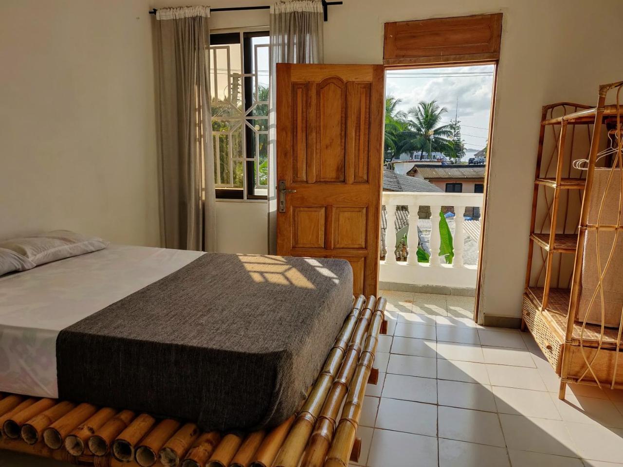 Serenity Haven Lodge Busua Eksteriør billede