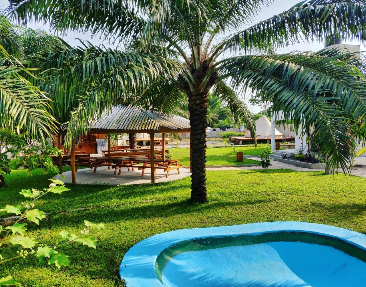Serenity Haven Lodge Busua Eksteriør billede
